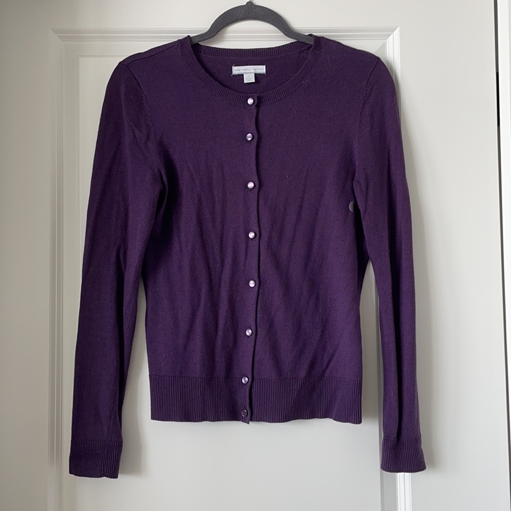 New York & Company, light weight cardigan, size M